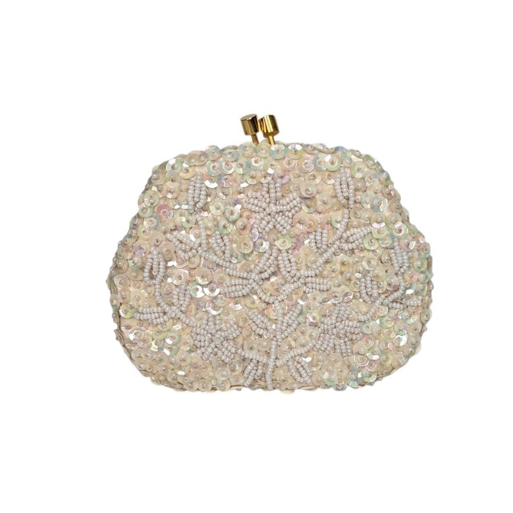 Vintage Grande Maison Blanche White Sequin Coin Purse Gold Tone Kiss Lock 1960s